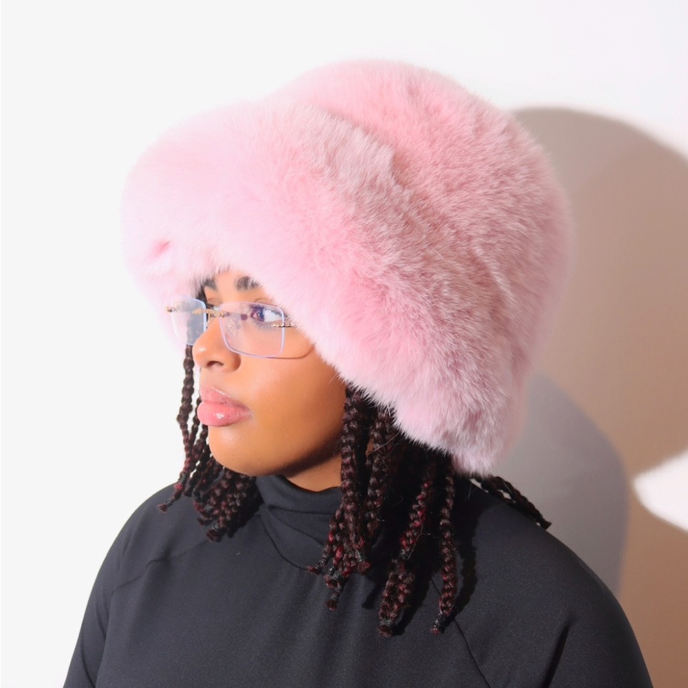Majoy Pink Dyed All Fur Hat